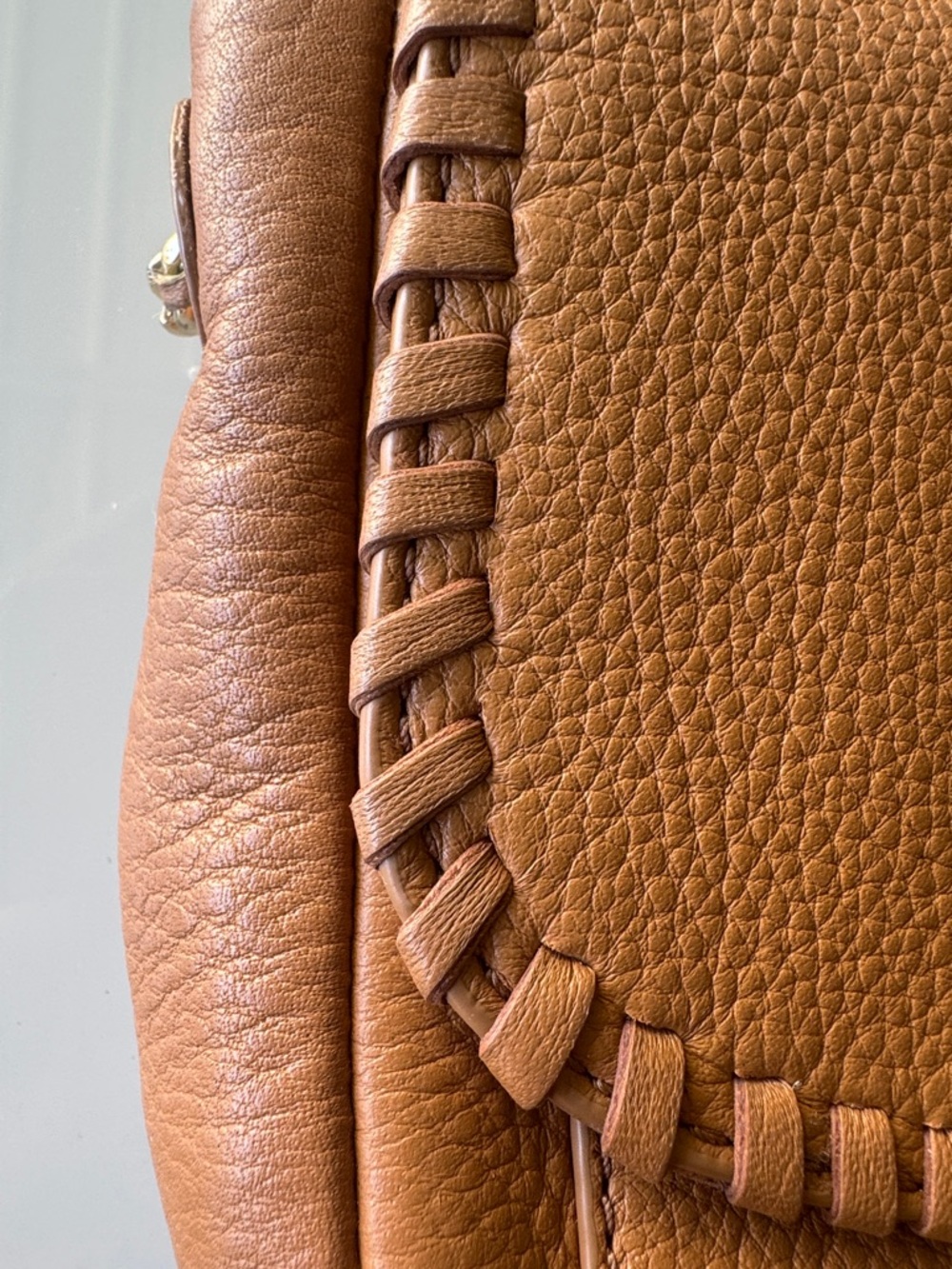 Tory Burch Tan Leather Whipstitch Crossbody with Gold Chain - Picture 3 of 15